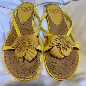Madeline yellow sandals with flower